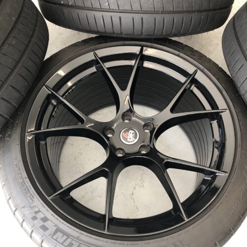 Project 6GR 19 × 11 Black 10 spoke wheels with TPMS and Michelin PSS 305/35/19 tires